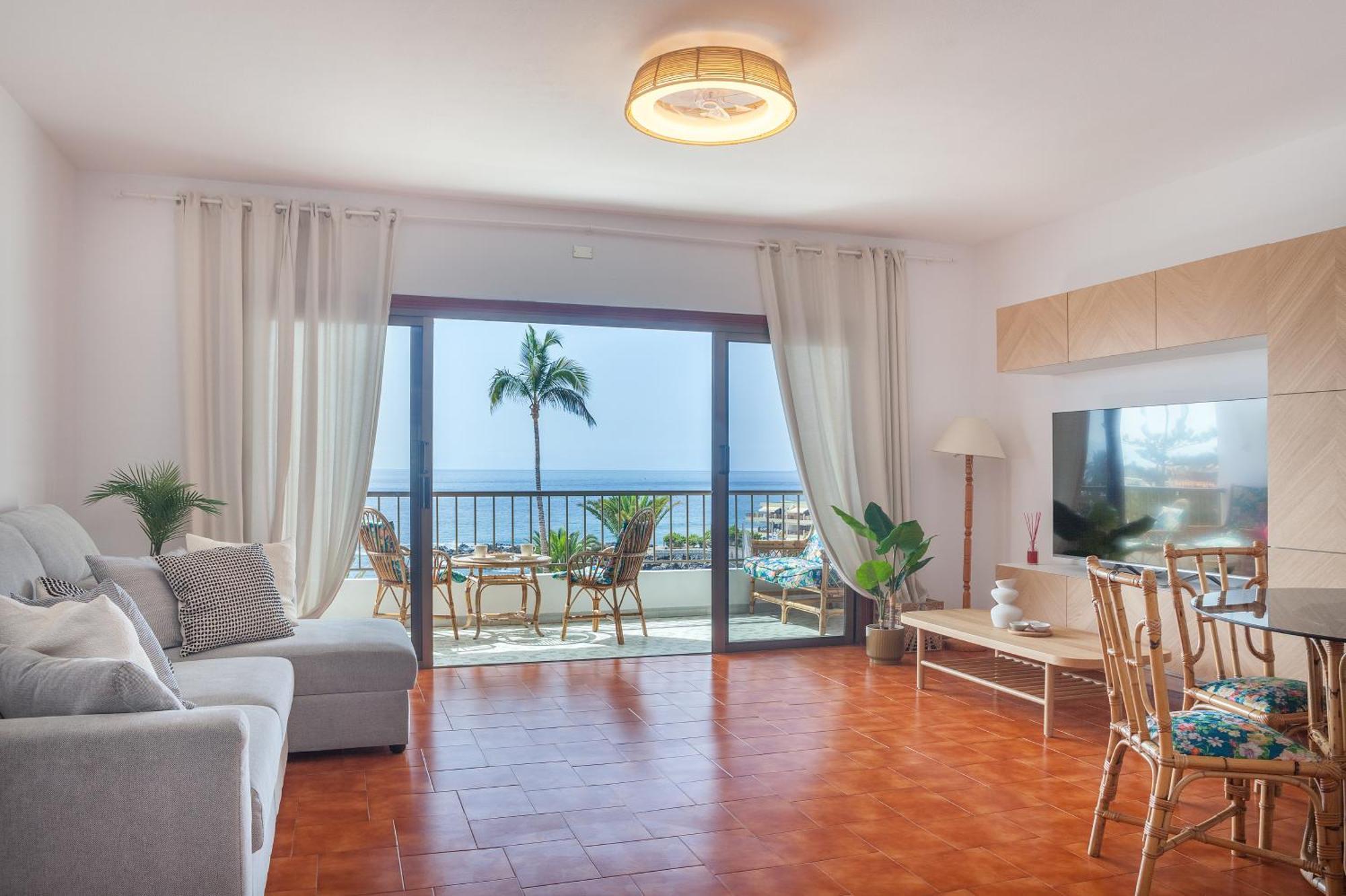 Casa De Franco - Ocean View, Terrace, Balcony, 50M From Playa La Arena, Fibre Net Apartment Puerto de Santiago  Bagian luar foto